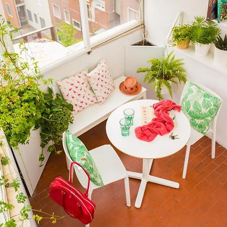Duomo Views, Light, Jungle-Inspired Studio With Terrace Милан Экстерьер фото